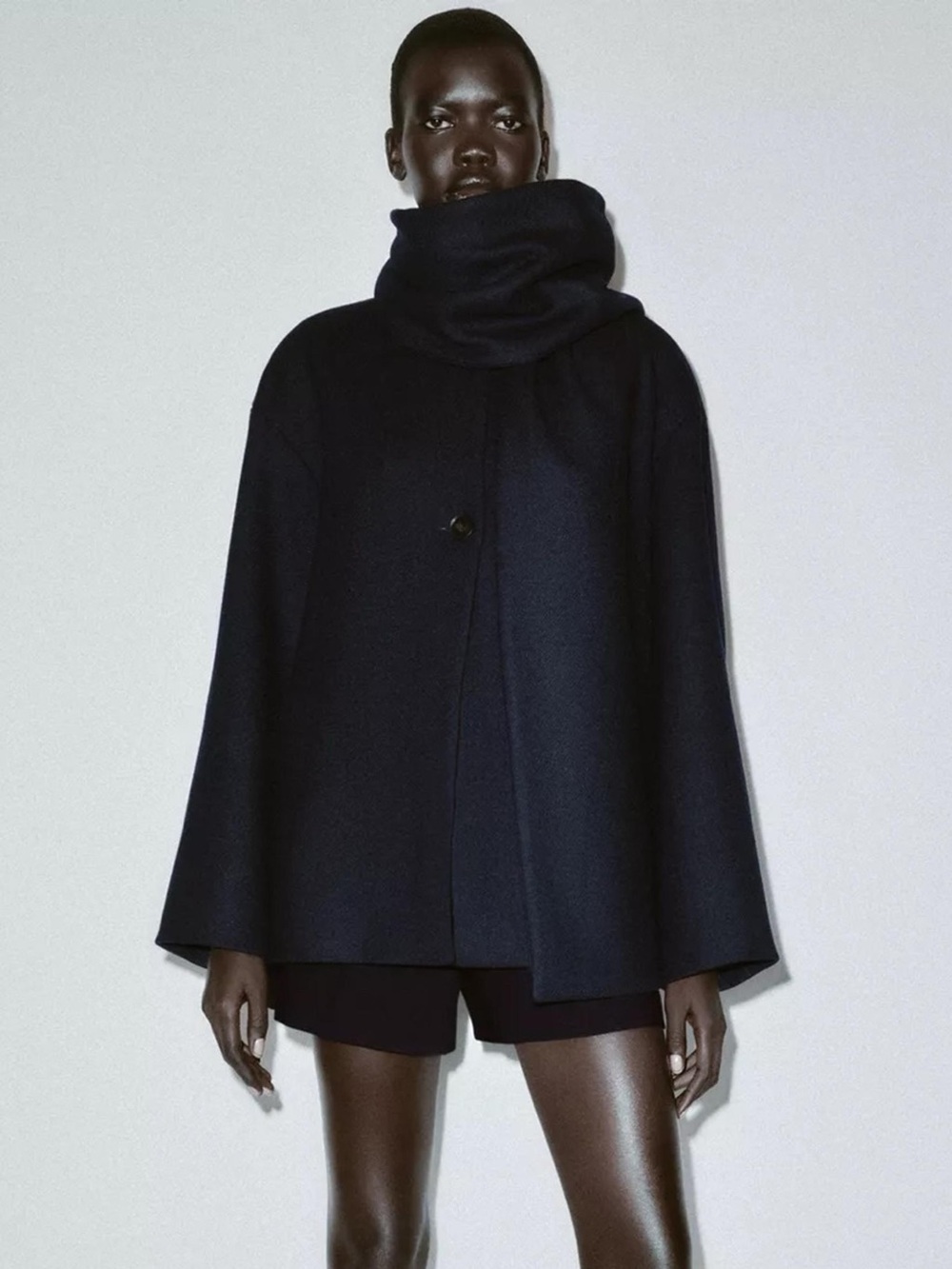 NWOT. Zara Navy Blue Wool Blend Short Coat With Scarf. Size S, M.